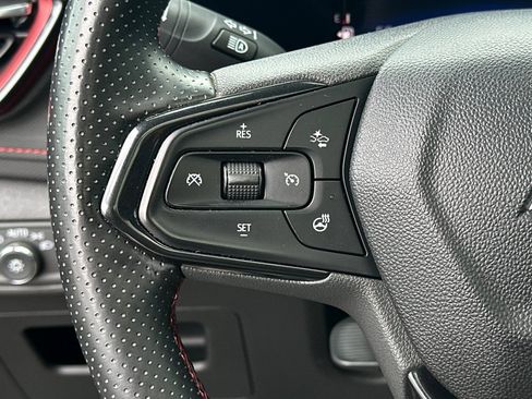 Used 2024 Chevrolet TrailBlazer RS w/ Convenience Package FWD image 31