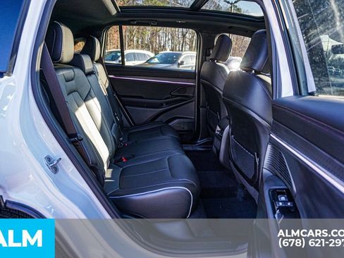 Used 2025 Jeep Wagoneer S Limited image 22