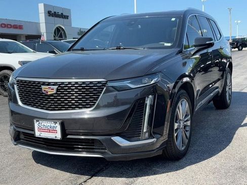 Used 2020 Cadillac XT6 Premium Luxury w/ LPO, Floor Liner Package AWD/4WD image 9