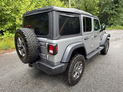 Used 2018 Jeep Wrangler Unlimited Sport S AWD/4WD image 6
