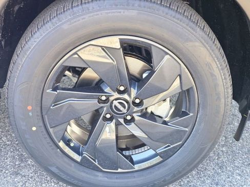 New 2026 Nissan Rogue SV w/ Cold Weather Package FWD image 10