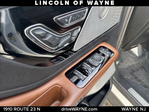 Used 2020 Lincoln Aviator Grand Touring w/ Equipment Group 302A image 13