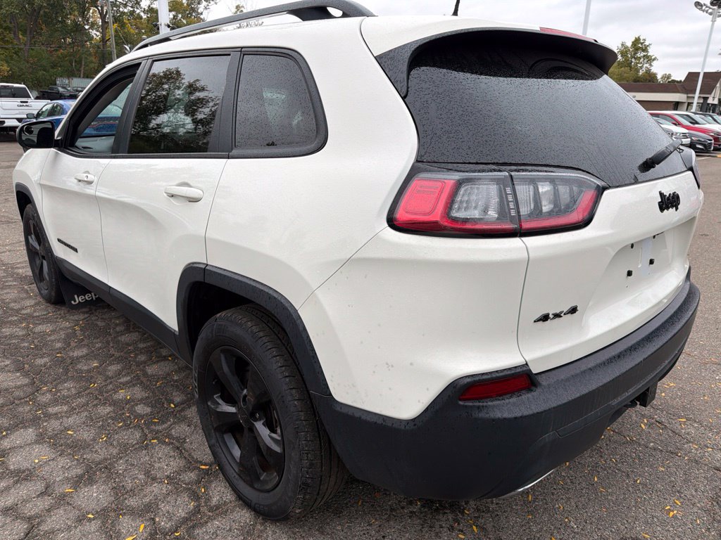 Used 2019 Jeep Cherokee Latitude w/ Cold Weather Group AWD/4WD image 7