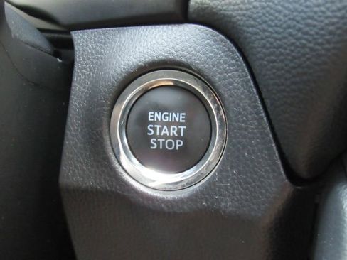 Used 2025 Toyota RAV4 XLE image 42