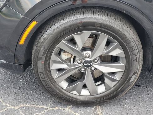 Certified 2024 Kia Sportage SX FWD image 9