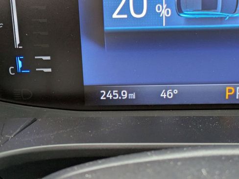 New 2024 Ford Escape SE FWD image 25