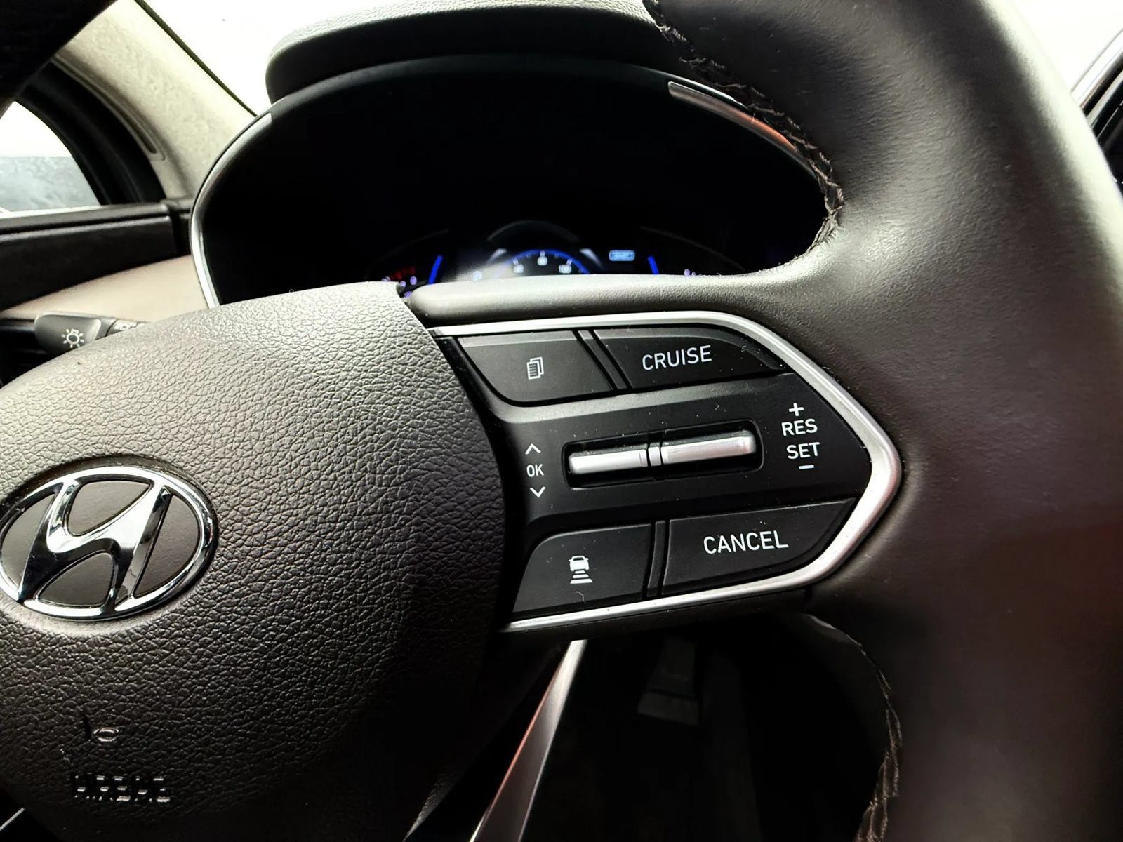 Used 2020 Hyundai Santa Fe Limited w/ Cargo Package AWD/4WD image 15