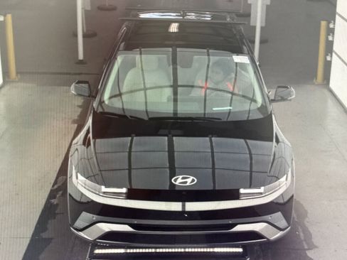 Used 2026 Hyundai Ioniq 5 Limited image 17