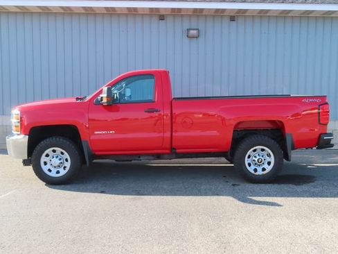 Used 2017 Chevrolet Silverado 3500 W/T w/ WT Fleet Convenience Package AWD/4WD image 5