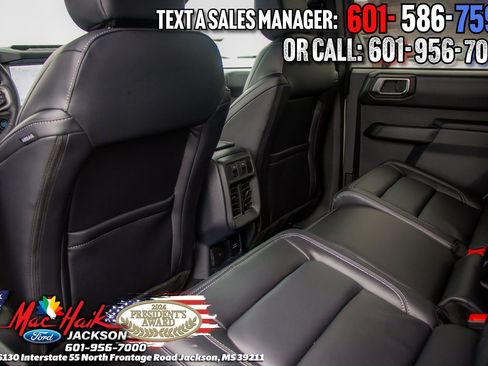 New 2026 Ford Bronco Outer Banks w/ Sasquatch Package image 40