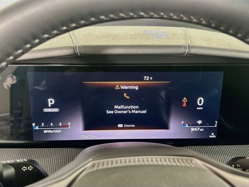 Used 2025 Nissan Murano SV AWD/4WD image 19