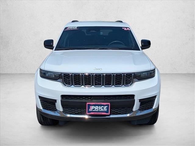 Used 2024 Jeep Grand Cherokee L Laredo AWD/4WD image 2