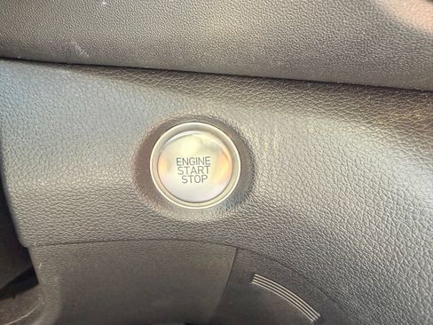 Used 2021 Hyundai Santa Fe SEL AWD/4WD image 19