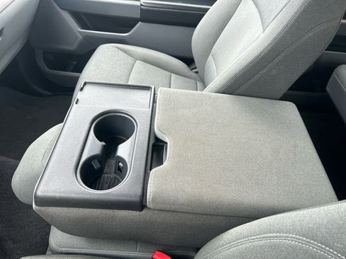 Used 2024 Ford F150 XLT image 52