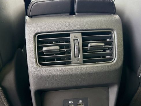 Used 2023 Nissan Rogue SV w/ SV Premium B Package image 25