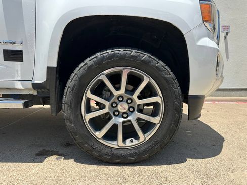 Used 2019 GMC Canyon Denali AWD/4WD image 9