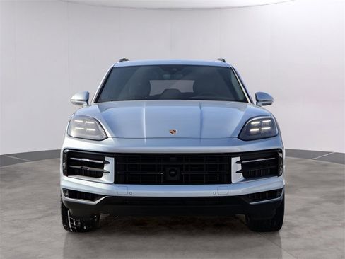 Used 2026 Porsche Cayenne S image 12