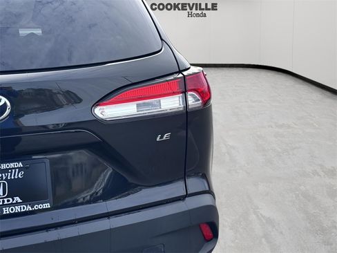 Used 2023 Toyota Corolla Cross LE image 9