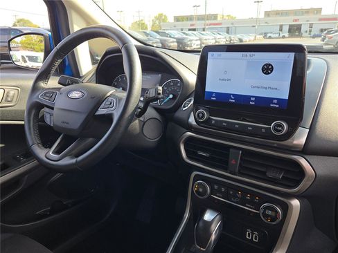 Used 2020 Ford EcoSport SE image 8