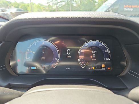 New 2026 Jeep Grand Cherokee Limited w/ Luxury Tech Group II AWD/4WD image 24