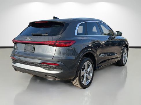 New 2025 Audi Q5 Premium Plus image 3