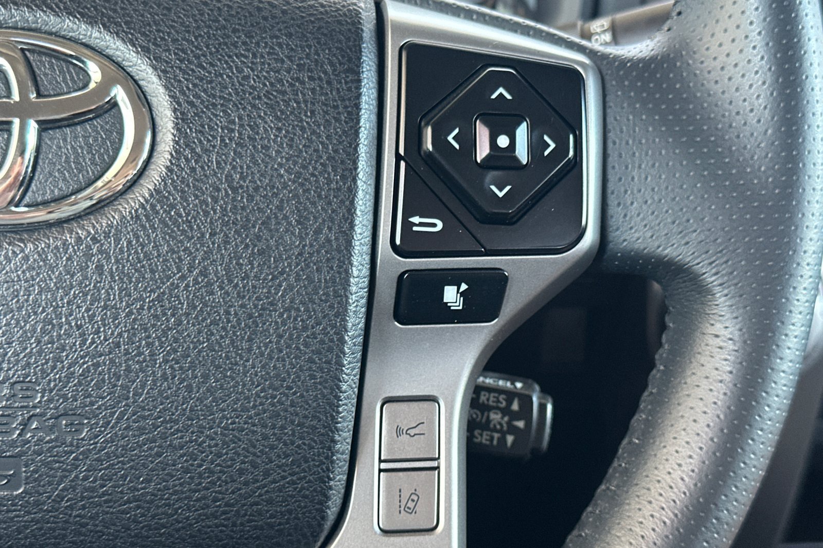 Certified 2023 Toyota 4Runner SR5 RWD image 29