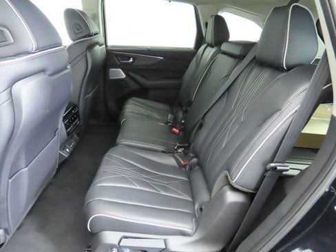 Used 2026 Acura MDX w/ Advance Package AWD/4WD image 22