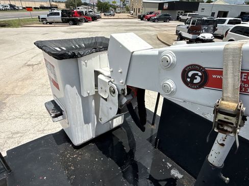 Used 2016 RAM 5500 Tradesman w/ Power & Remote Entry Group AWD/4WD image 13