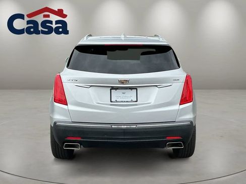 Used 2017 Cadillac XT5 Luxury w/ Driver Awareness Package FWD image 5