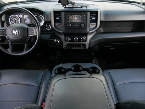 Used 2021 RAM 2500 Tradesman w/ Chrome Appearance Group AWD/4WD image 15