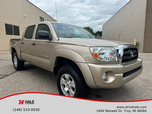 Used 2006 Toyota Tacoma PreRunner RWD image 1