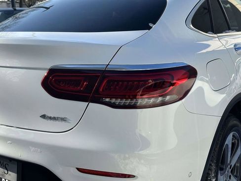 Certified 2022 Mercedes-Benz GLC 300 4MATIC Coupe image 9