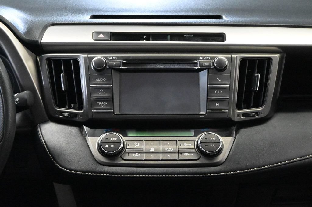 Used 2013 Toyota RAV4 XLE FWD image 13