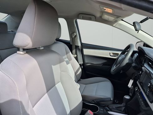 Used 2016 Toyota Corolla LE image 15