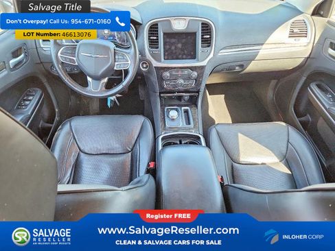 Used 2019 Chrysler 300 Limited image 11
