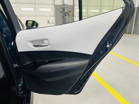 Used 2022 Toyota Corolla SE image 30