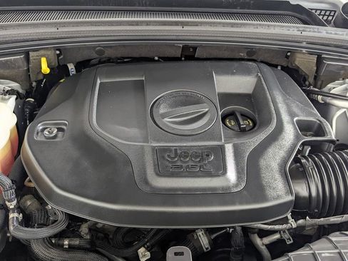 Used 2022 Jeep Grand Cherokee Summit w/ Adv Protech Group IV image 12