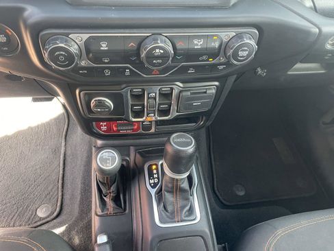 Used 2021 Jeep Gladiator Mojave AWD/4WD image 21