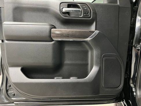 Used 2021 Chevrolet Silverado 1500 LTZ AWD/4WD image 20