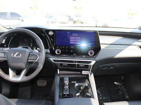 Certified 2024 Lexus RX 350 w/ Convenience Package image 10