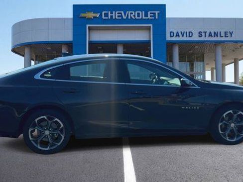 Used 2023 Chevrolet Malibu LT FWD image 9