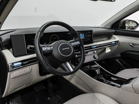 Used 2025 Hyundai Tucson SEL image 3