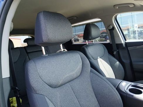 Used 2023 Hyundai Santa Fe SE AWD/4WD image 17