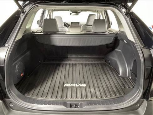 Certified 2020 Toyota RAV4 Limited AWD/4WD image 9