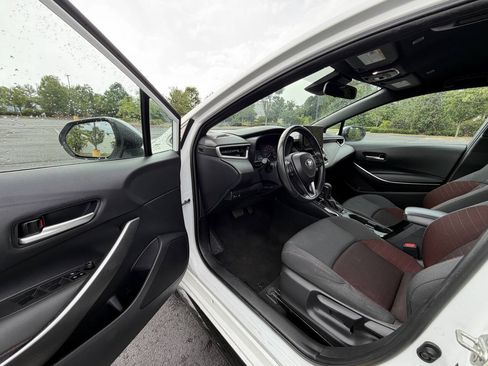 Used 2023 Toyota Corolla SE FWD image 11