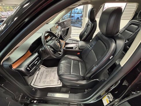 Used 2020 Lincoln Aviator Reserve w/ Equipment Group 201A image 59