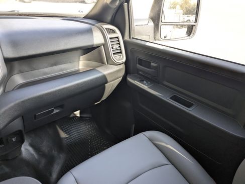 New 2026 RAM 3500 Tradesman w/ Chrome Appearance Group image 15