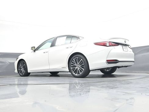Used 2022 Lexus ES 300h w/ Premium Package FWD image 40