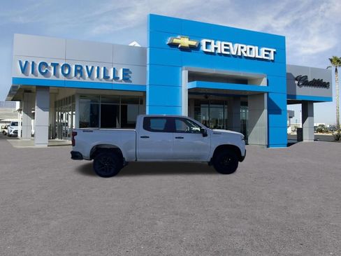 Used 2021 Chevrolet Silverado 1500 LT Trail Boss w/ Safety Package AWD/4WD image 4