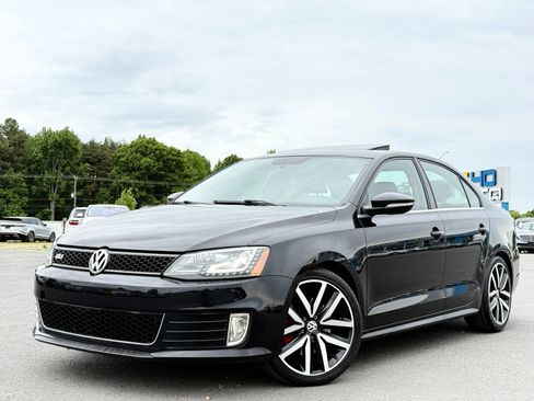 Used 2013 Volkswagen Jetta GLI Autobahn FWD image 1